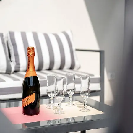 Canopy Entre Pins Et *