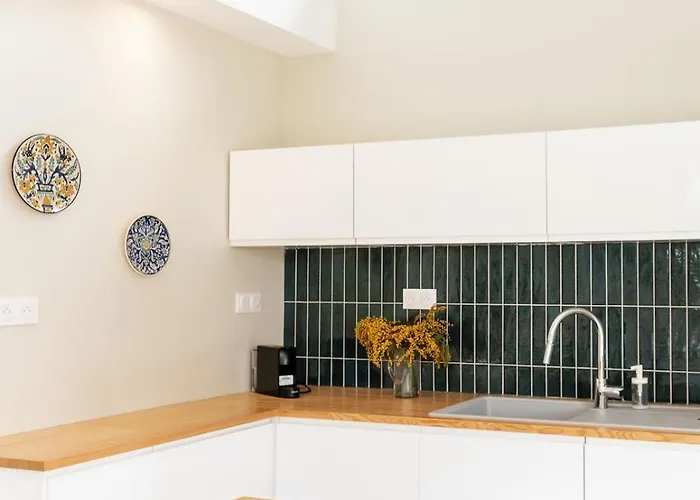 Canopy Entre Pins Et